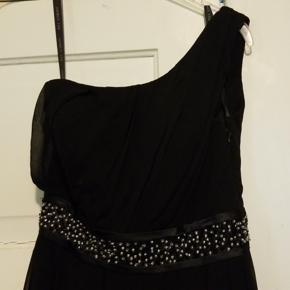 Prom/bridesmaid dress Size 8 - Picture 3 of 5